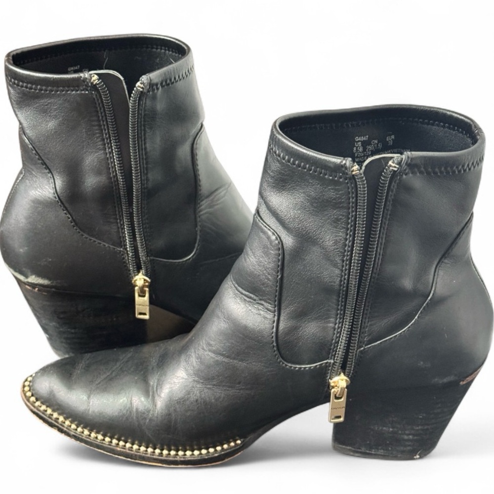 Coach Black Leather Ankle Booties Pointed Toe Block Heel Stud Sz 8.5 Mob Wife - Picture 3 of 12